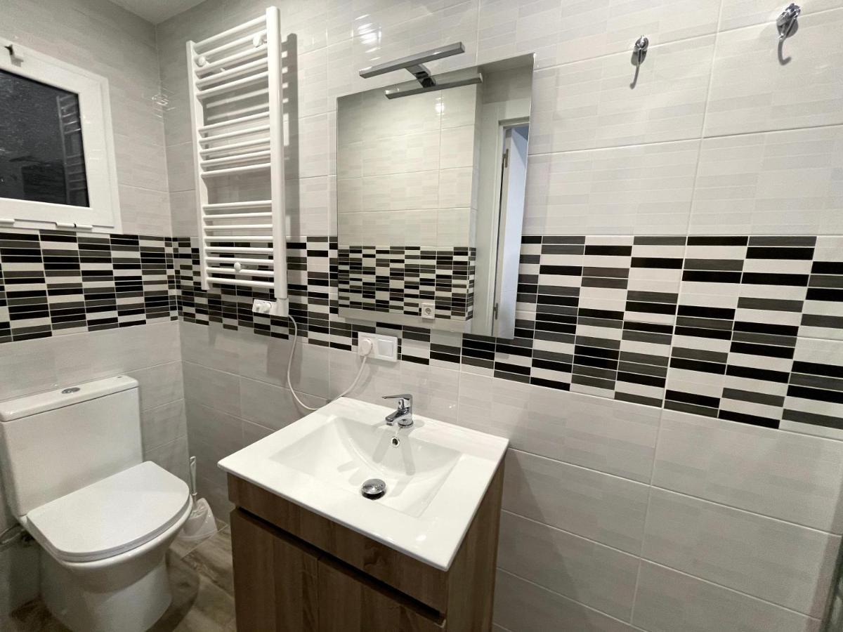 Sant Adria Beach Apartment Wi-Fi Parking Free Sant Adria de Besos Ngoại thất bức ảnh